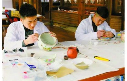 文物保护与修复有“本科生”了 首家“文物保护与修复学院”在上海视觉艺术学院成立