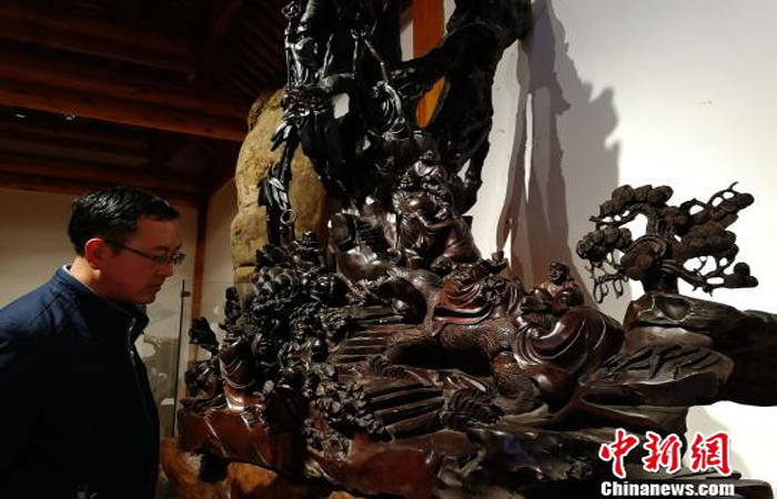 青海最大民间博物馆开馆 存大量乌木艺术精品
