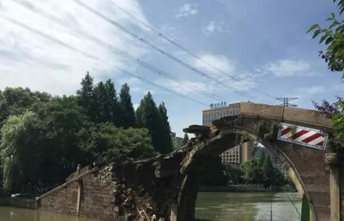 杭州一座百年古桥坍塌!
