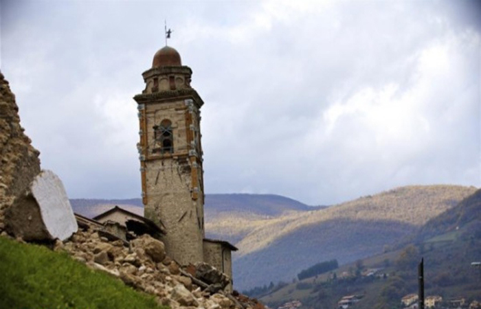 意大利连遭3场地震　大量历史古建筑严重受损