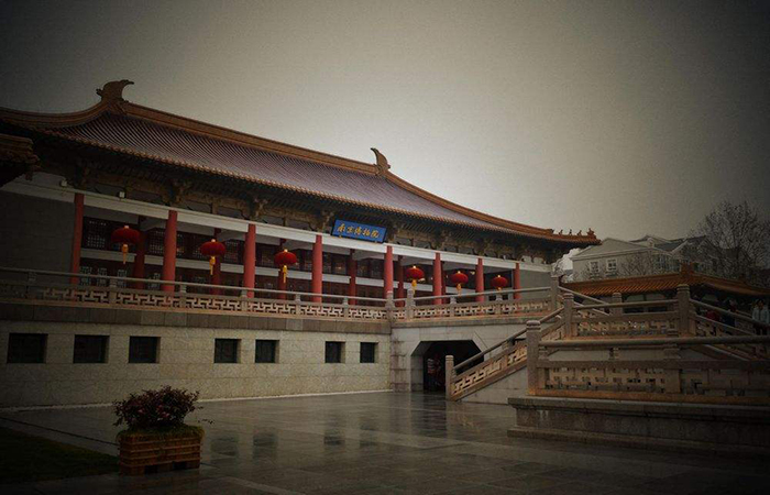 南大博物馆曾出土百余件文物 藏国内唯一五代画作
