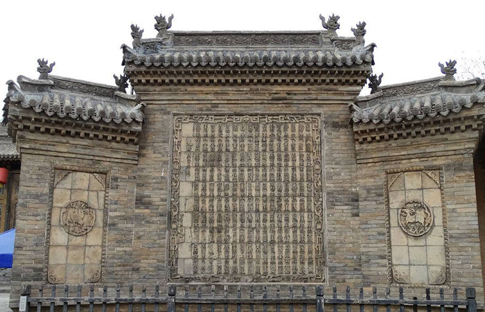 古代四合院为什么开门先见墙？