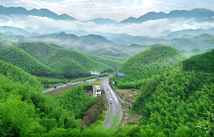 安吉打造“中国最美县域”坚持绿色发展