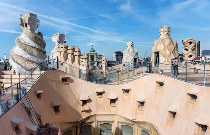 【高迪】西班牙传奇的建筑家，首个作品正式全年对公众开放！