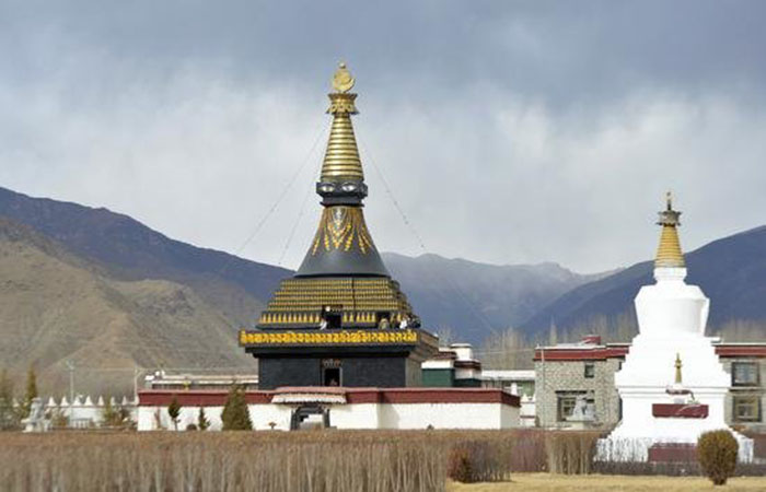 西藏桑耶寺——享有“西藏寺院鼻祖”的美誉