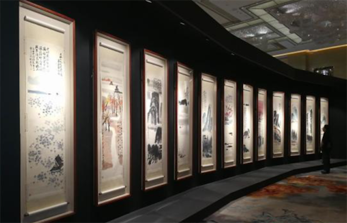 齐白石《山水十二条屏》即将上拍　或创中国艺术品拍卖纪录