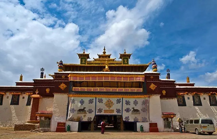 桑耶寺：藏传佛教史上第一座佛、法、僧三宝俱全的寺庙