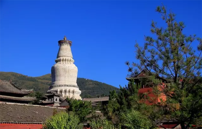 五台山塔院寺——汉族地区佛教中国重点寺院
