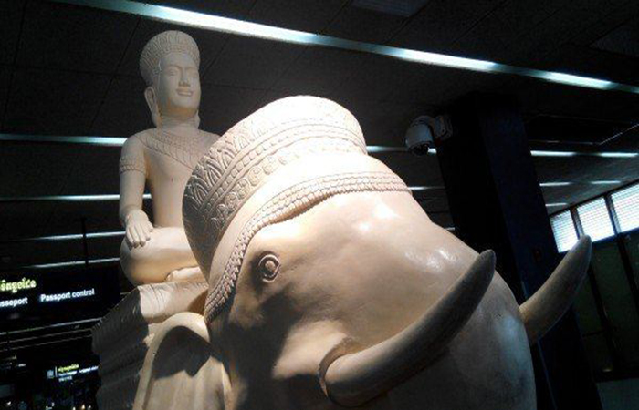 纽约大都会美术馆归还给尼泊尔文物部的一尊11世纪印度神湿婆雕像