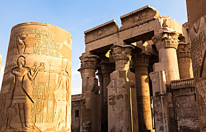 埃及文物部出土了一座距今约2700年的古埃及神庙