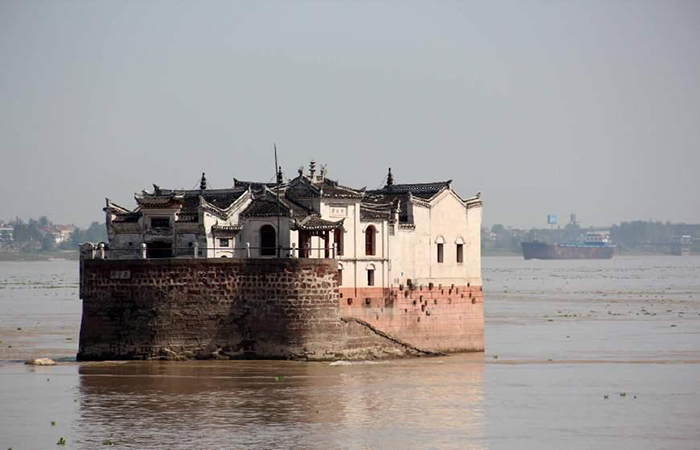 中国古代最神奇的建筑, 700年来屹立于长江中而不倒