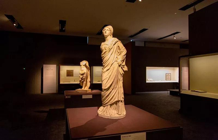 国家博物馆“无问西东：从丝绸之路到文艺复兴”展