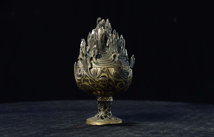 国宝︱错金铜博山炉——缥缈仙山外 香凝一炉中