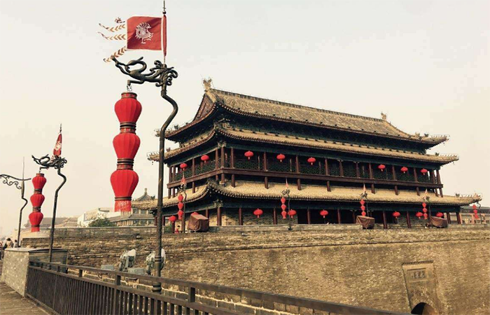 中国建筑文化：西安城墙的历史与文化意义