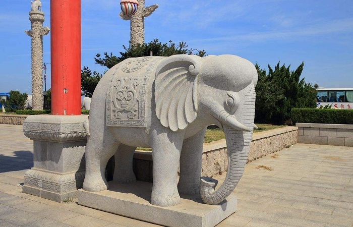 汉白玉石雕大象的寓意及选购技巧