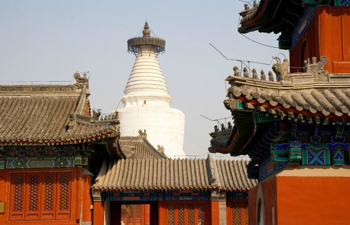 北京白塔寺：藏传佛教格鲁派寺院的发展历史