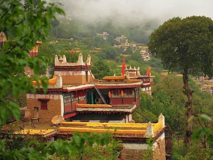 求购：丹巴独特的藏式楼房建筑一甲居藏寨图1