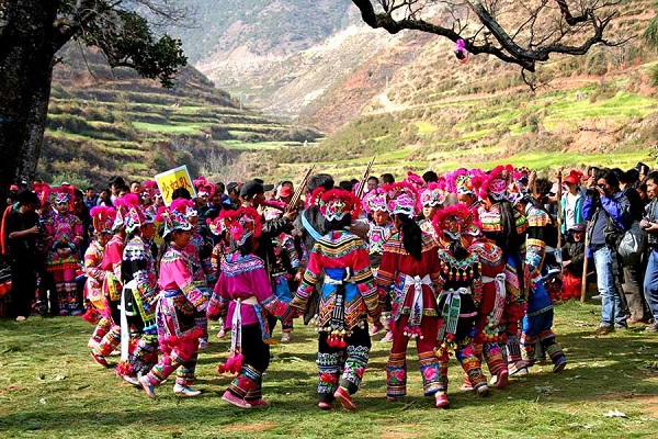彝族传统节日·赛装节