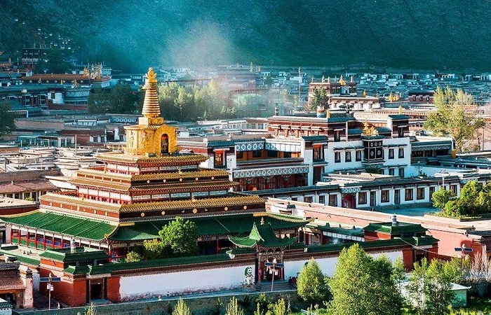 “世界藏学府”拉卜楞寺首次“大修”基本完工