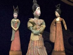 唐朝的“时装模特”——绢衣彩绘木俑
