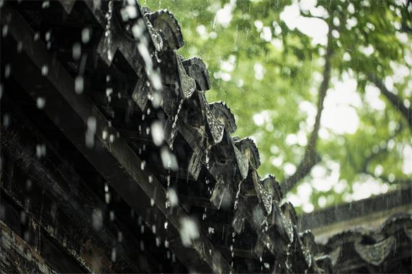 滴水瓦——中国古建筑屋檐上的艺术