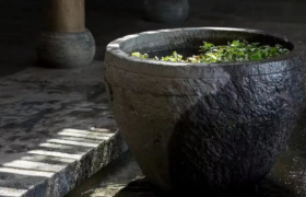 古代庭院中为何要摆“缸”？