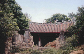 宋朝皇族后代建造的仿汴京古堡