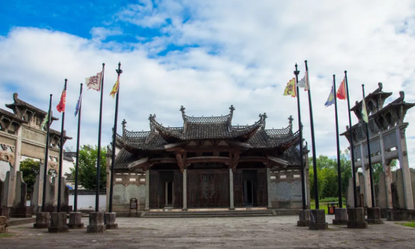中國古建筑牌坊：歷史長河中的文化豐碑